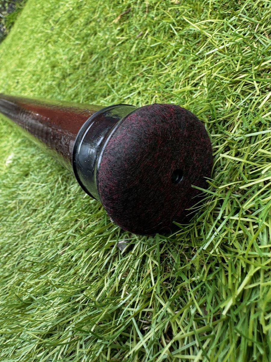 Close-up of the moulded rubber stopper fitted to the end of the pole